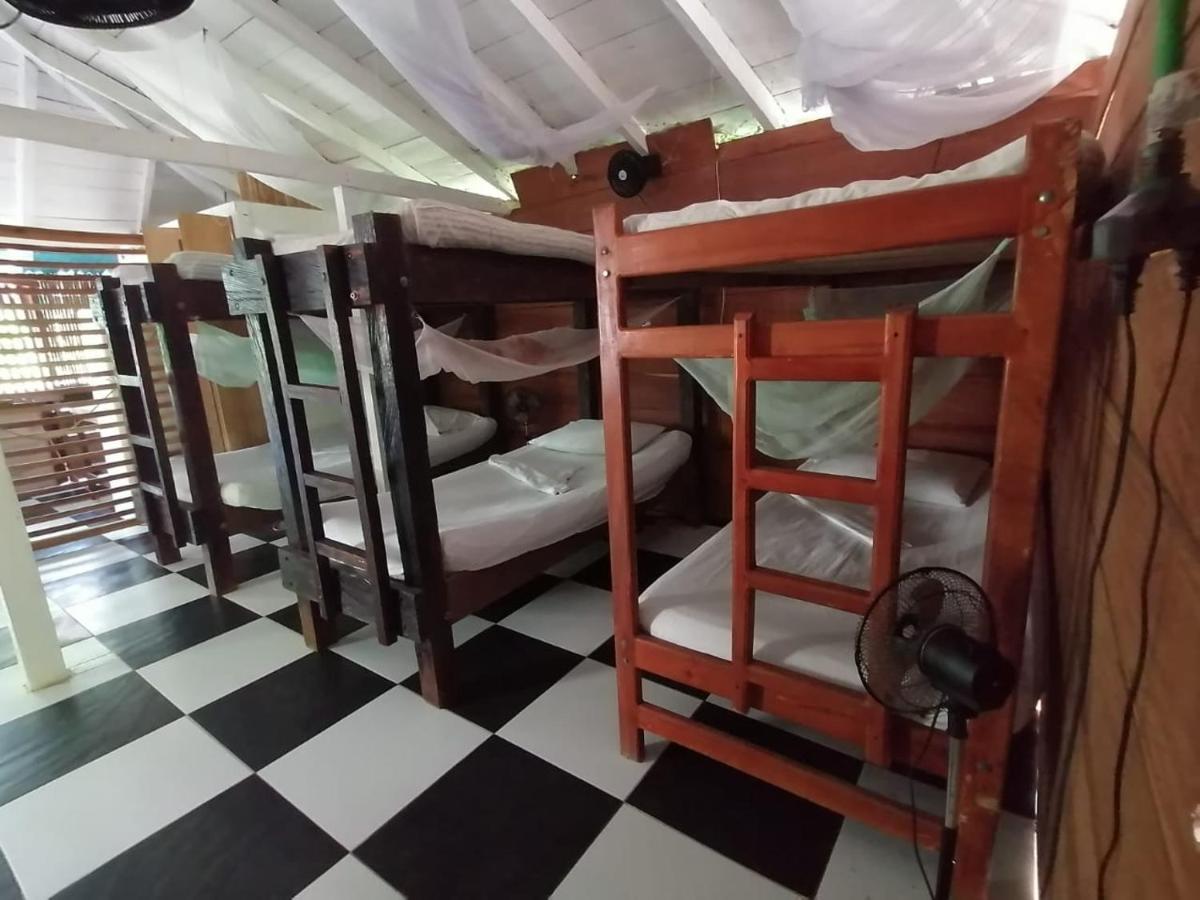 Hospedaje Pirata Express Capurgana Luaran gambar